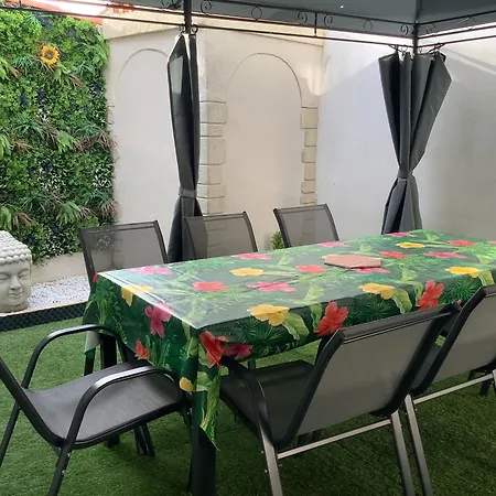 Jul'home Pour 4 Personnes , Terrasse Avec Jacuzzi En Centre Dax